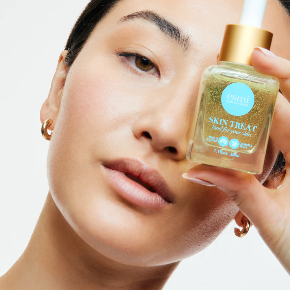 24K Gold Nourishing Oil - Image 5